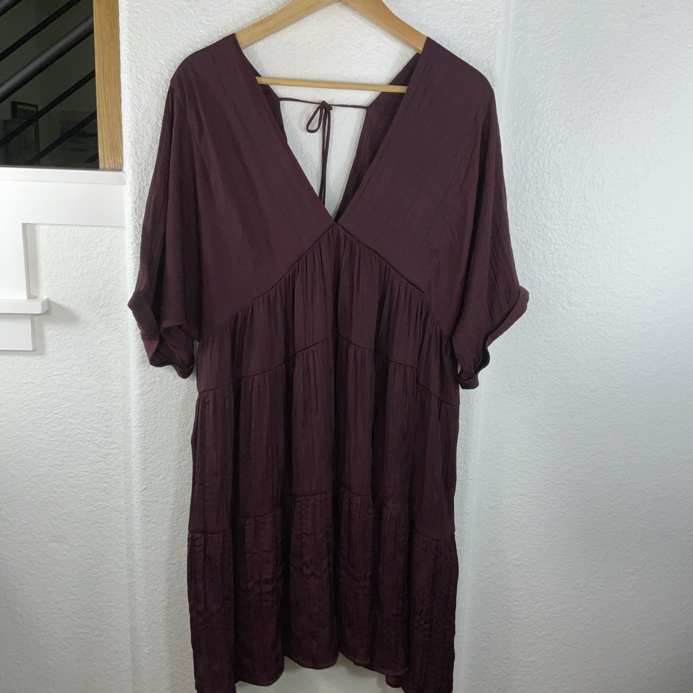 Elegant Burgundy Mini Dress